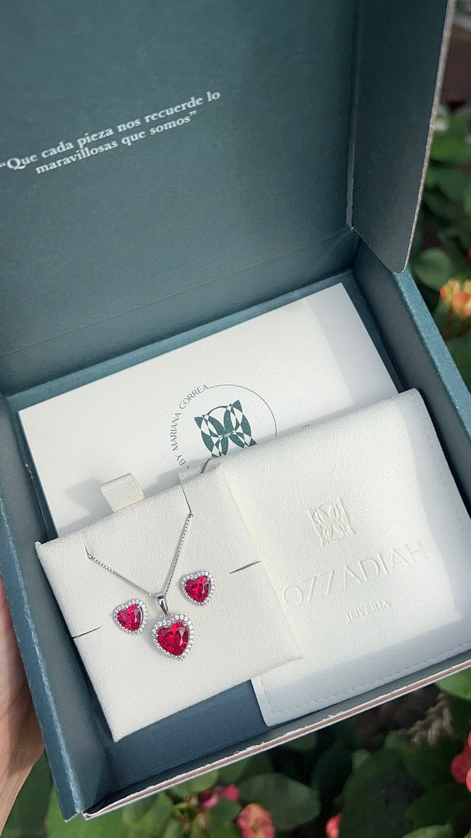 Set halo corazón rubí.