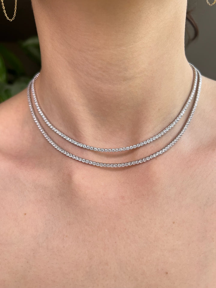 Choker tenis circones.