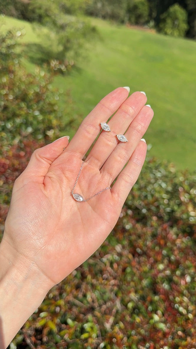 Pendientes marquesa moissanitas.