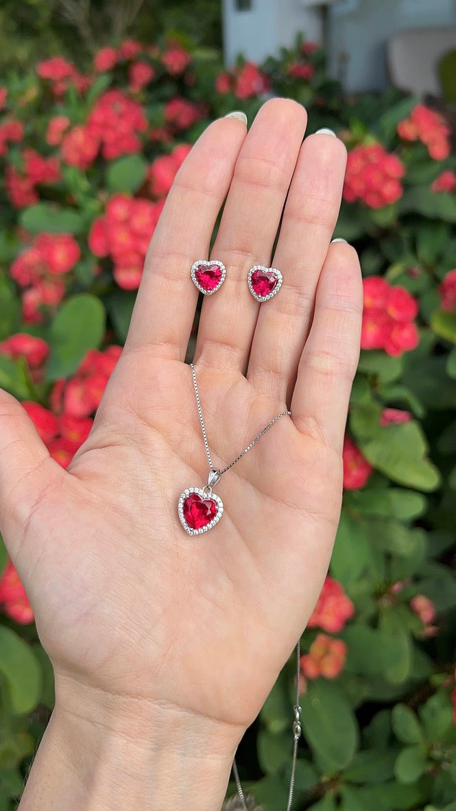 Set halo corazón rubí.