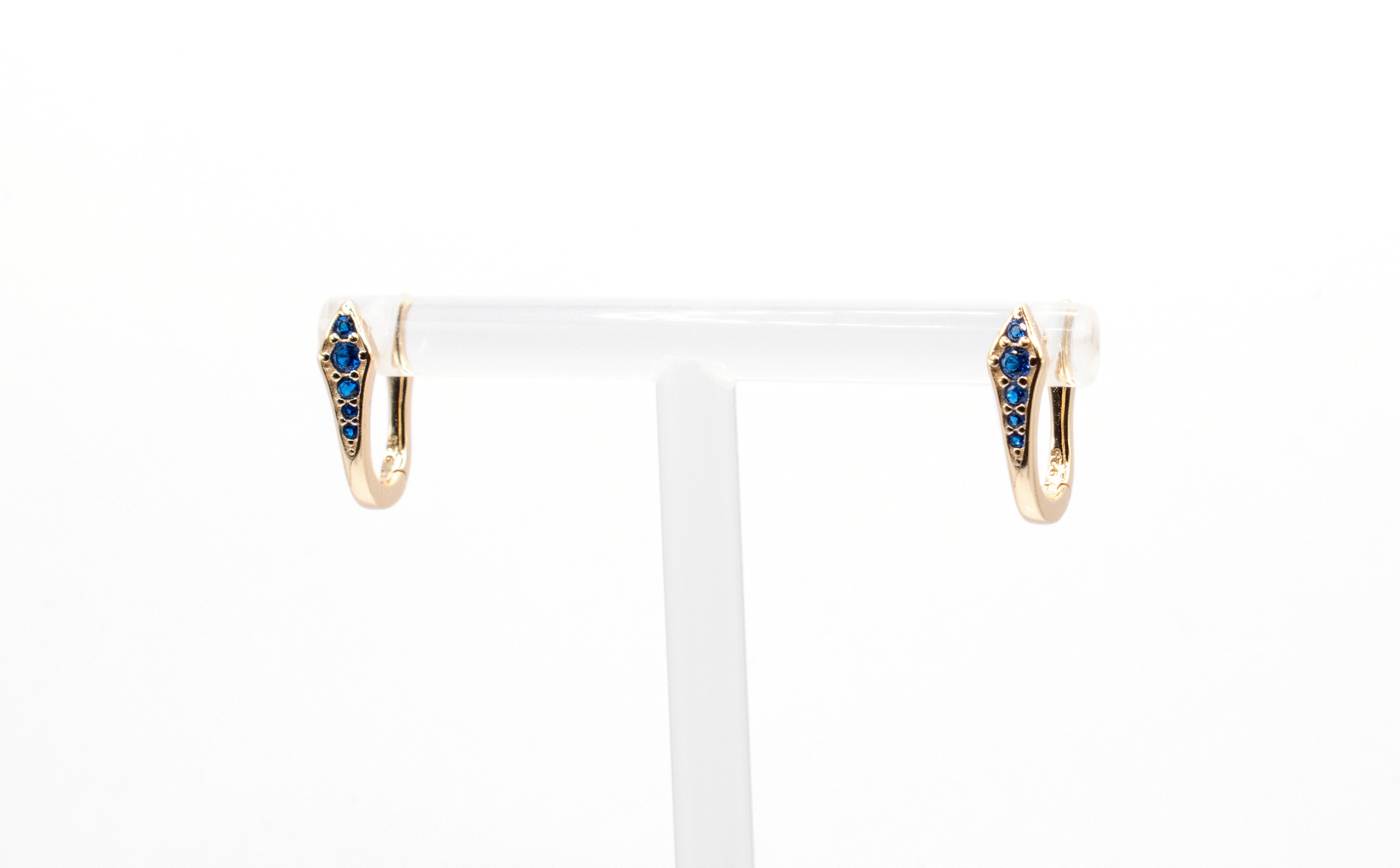 Candongas serpiente cabeza con circones.