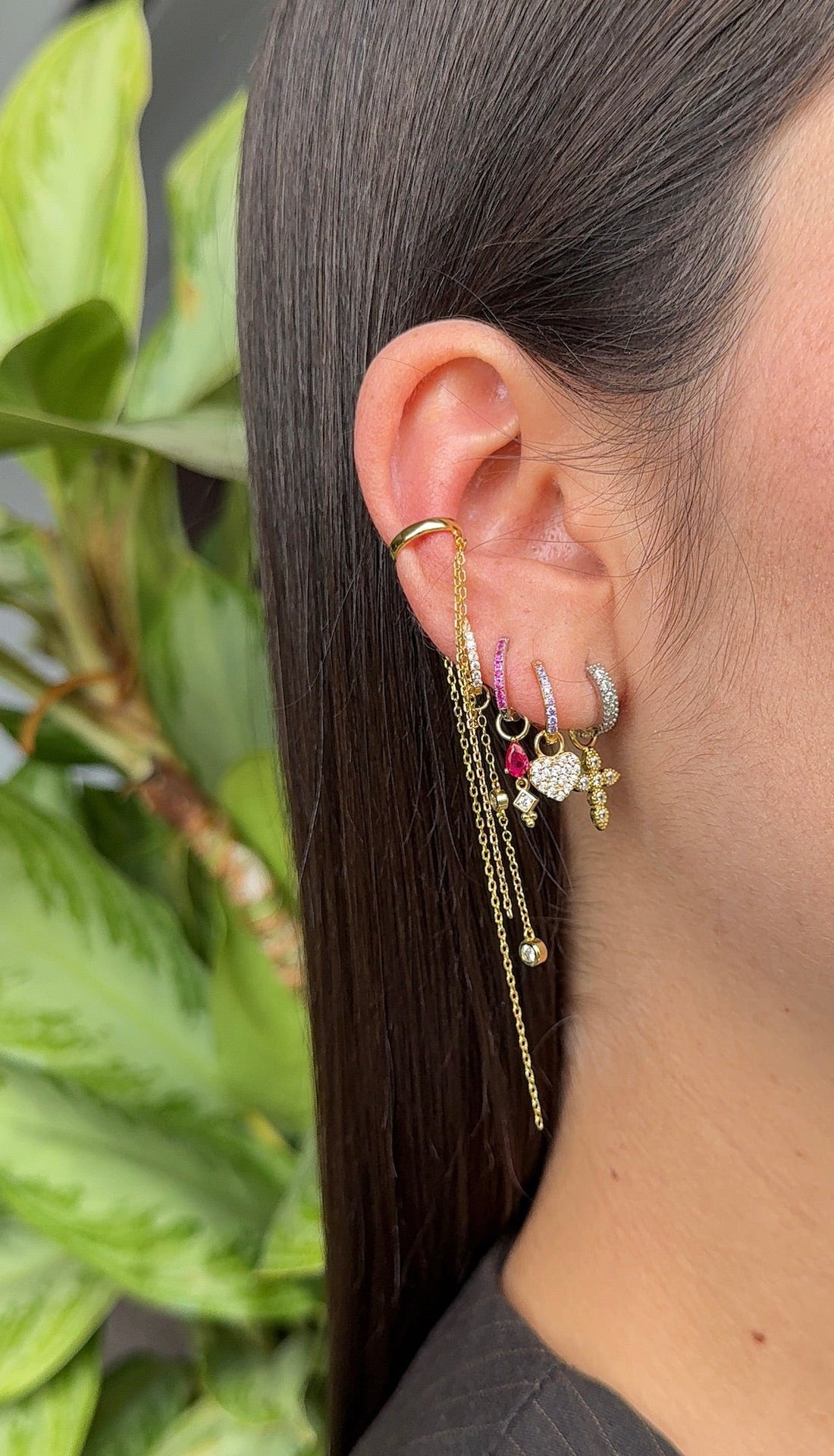 Earcuff cadenas pequeño.