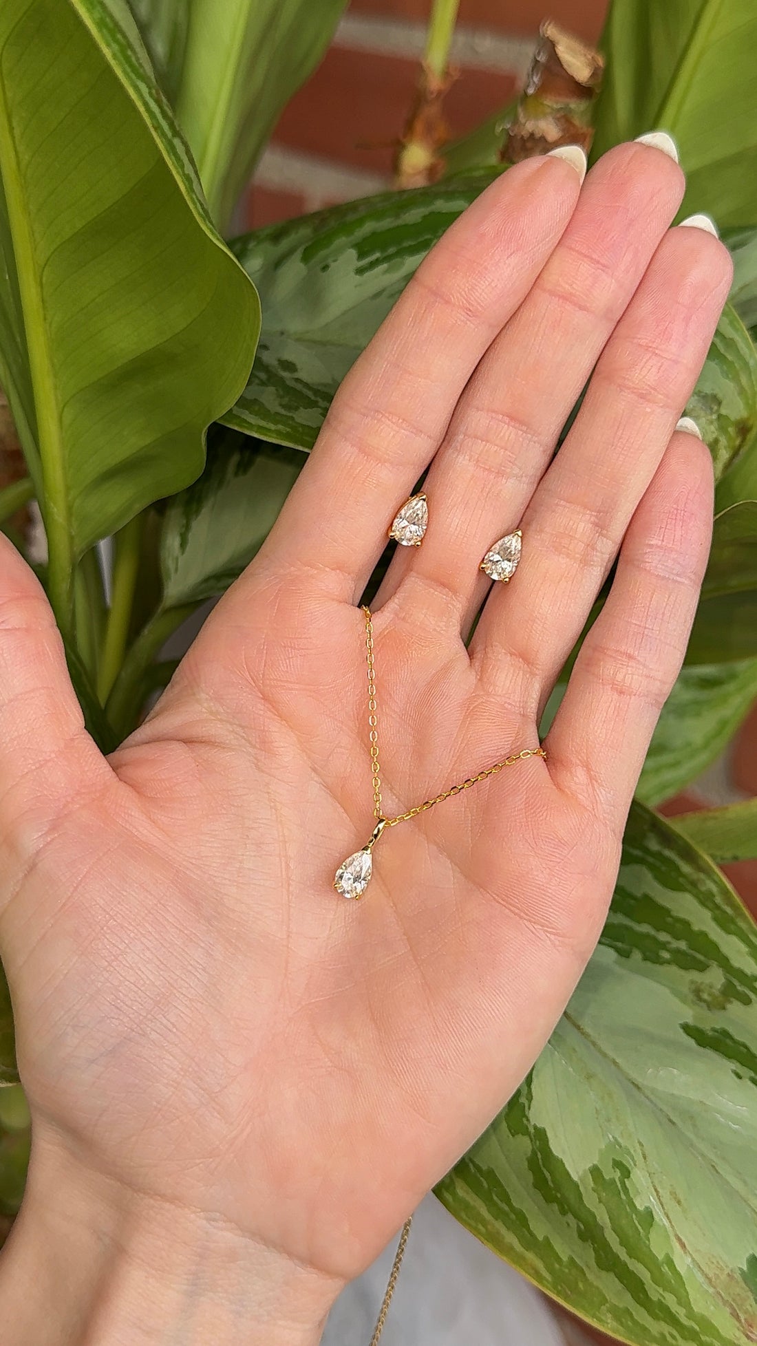 Pendientes gota moissanitas.