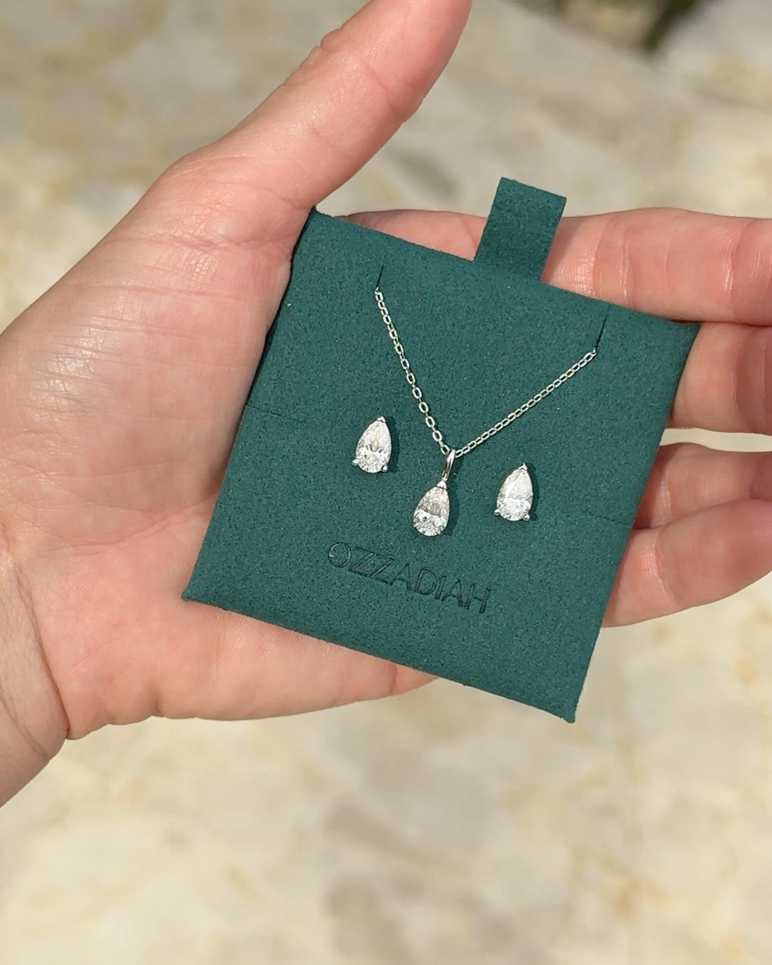 Pendientes gota moissanitas.