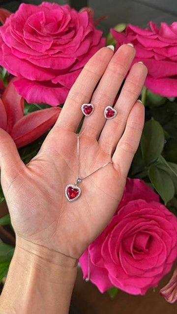 Set halo corazón rubí.