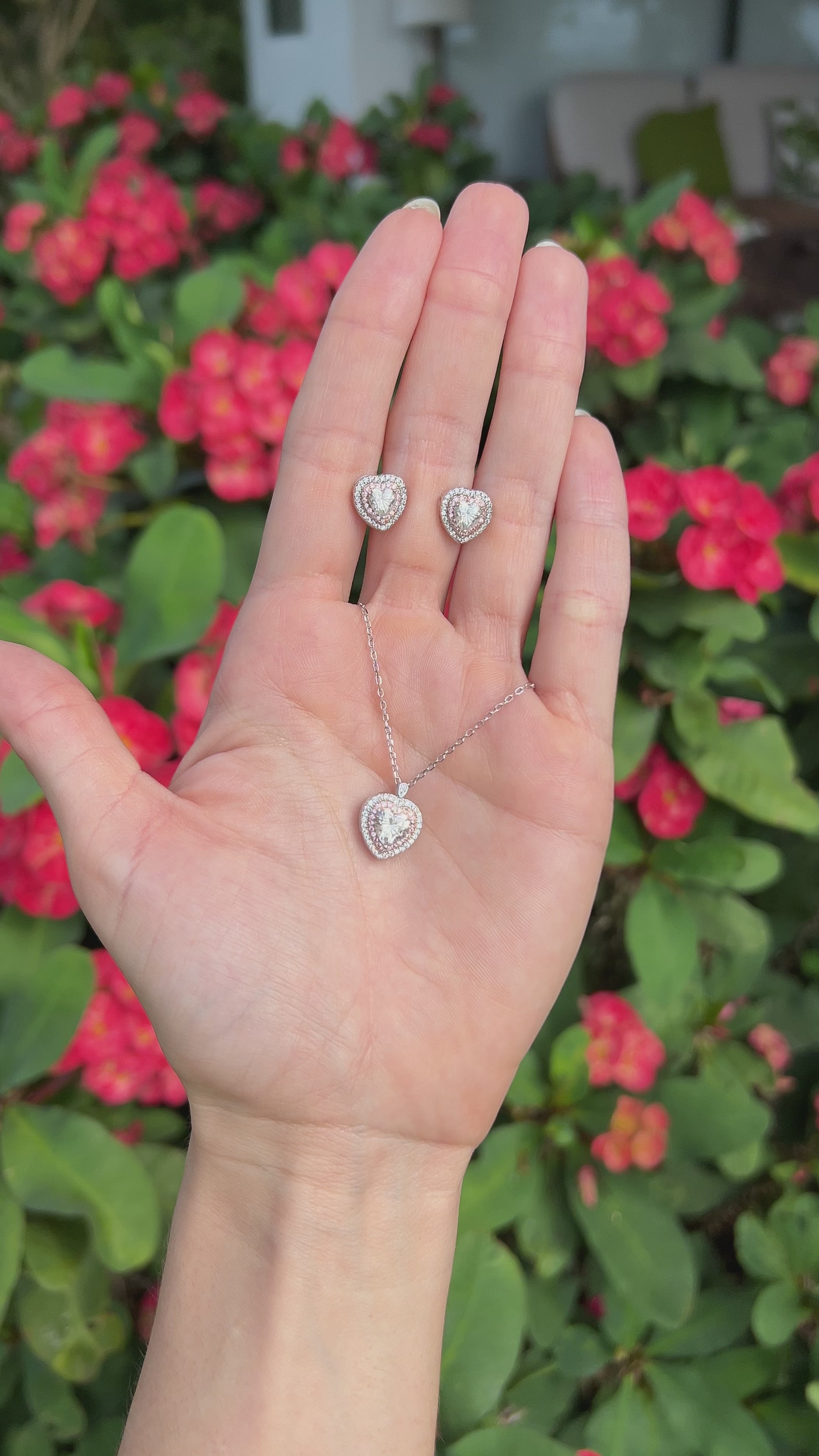 Set halo corazón moissanita.