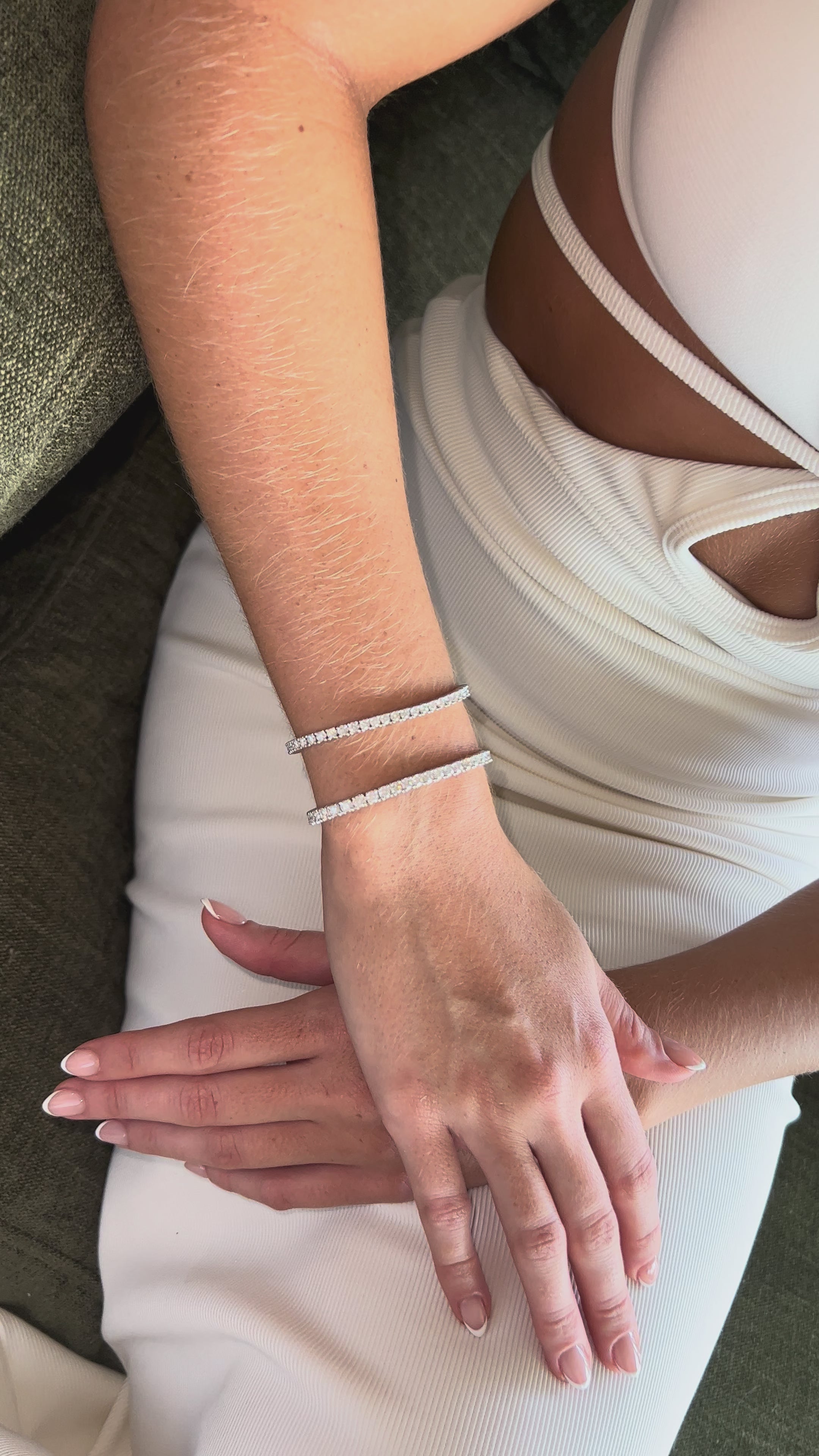 Pulsera tenis moissanitas.